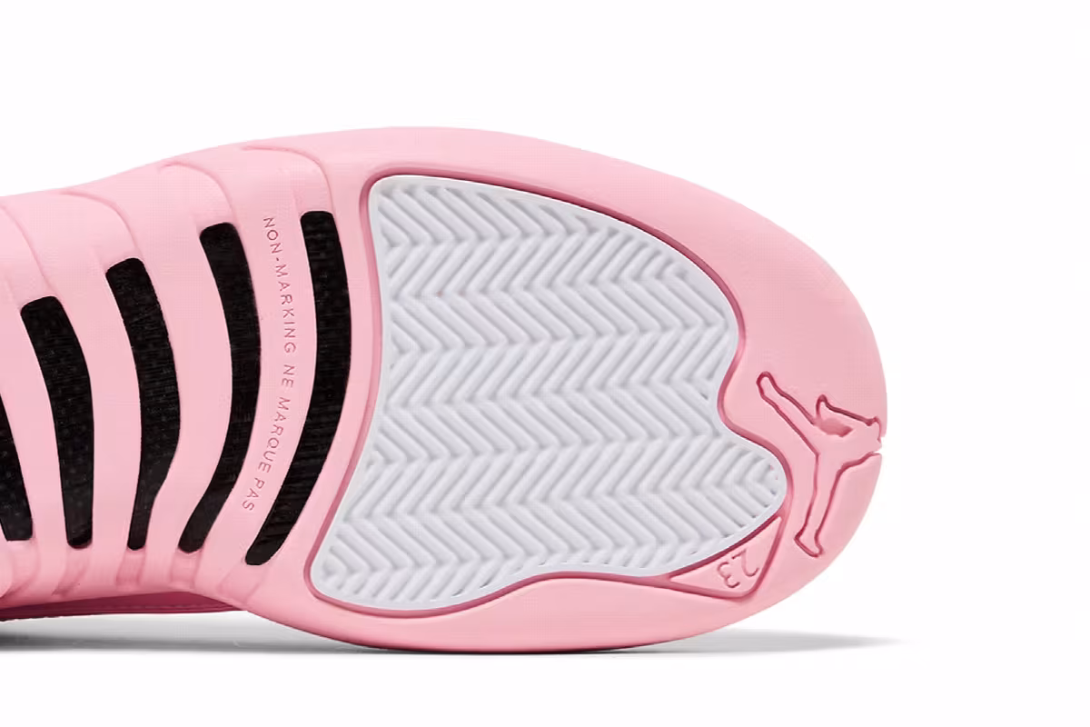 Air Jordan 12 GS Pearl Pink, view 6