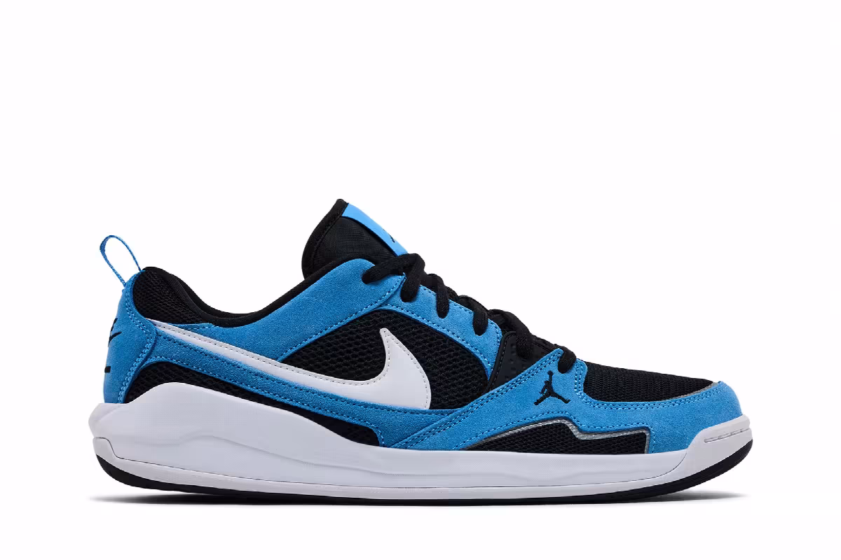 Air Jordan CMFT Era University Blue, view 2