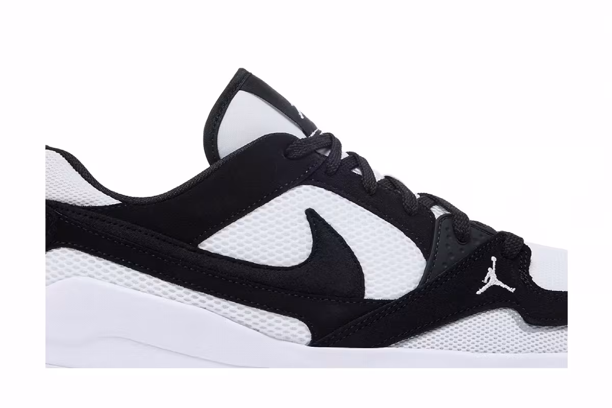 Air Jordan CMFT Era Black White, view 3