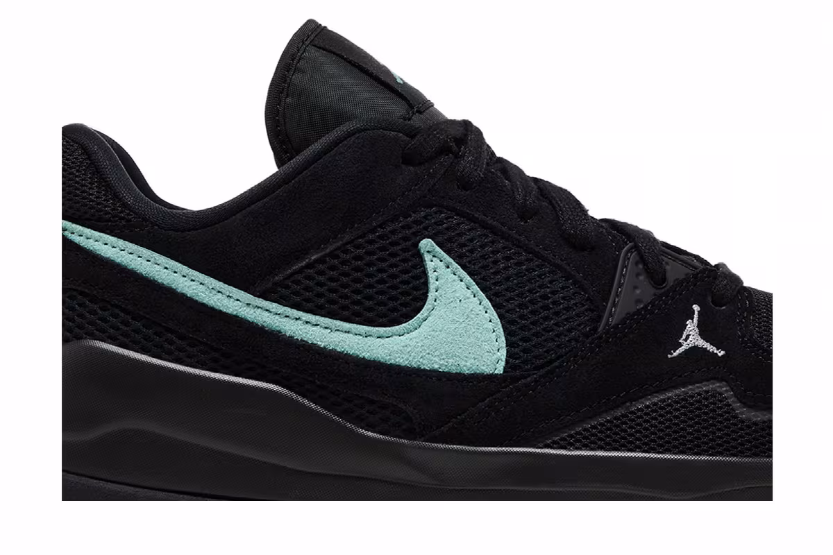 Air Jordan CMFT Era Black Mineral, view 3
