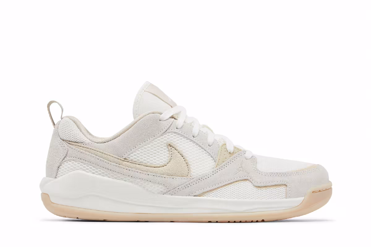 Air Jordan Women's Jordan CMFT Era Sail Rattan, view 2