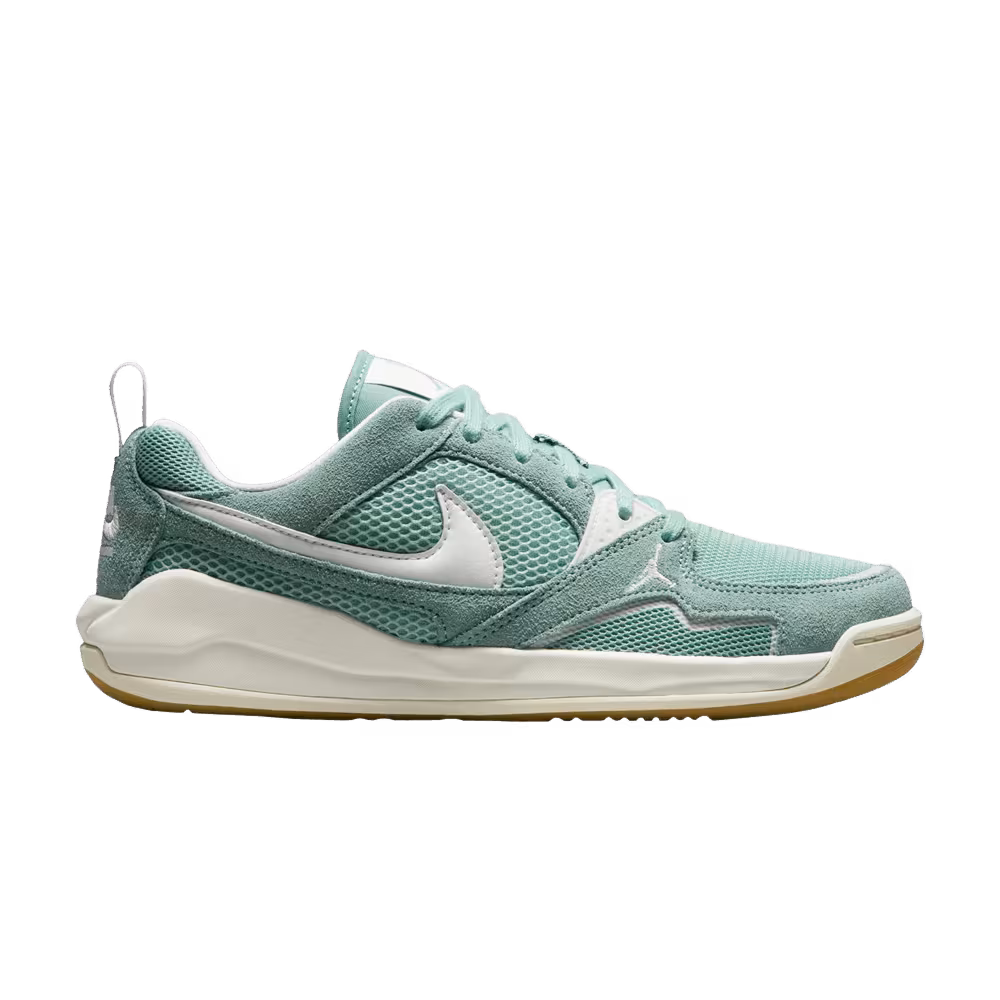 Air Jordan Women's Jordan CMFT Era Cannon