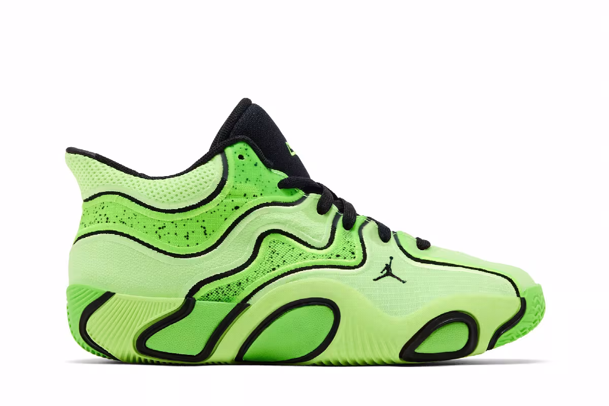 Air Jordan Tatum 3 GS 6th Man, view 2