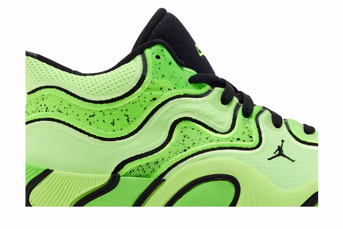 Air Jordan Tatum 3 GS 6th Man, view 3