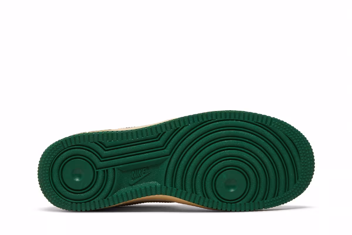Nike Women's Air Force 1 Low Gorge Green, view 5