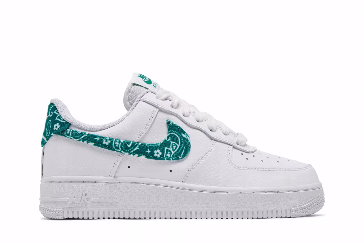 Nike Women's Air Force 1 Green Paisley, view 2