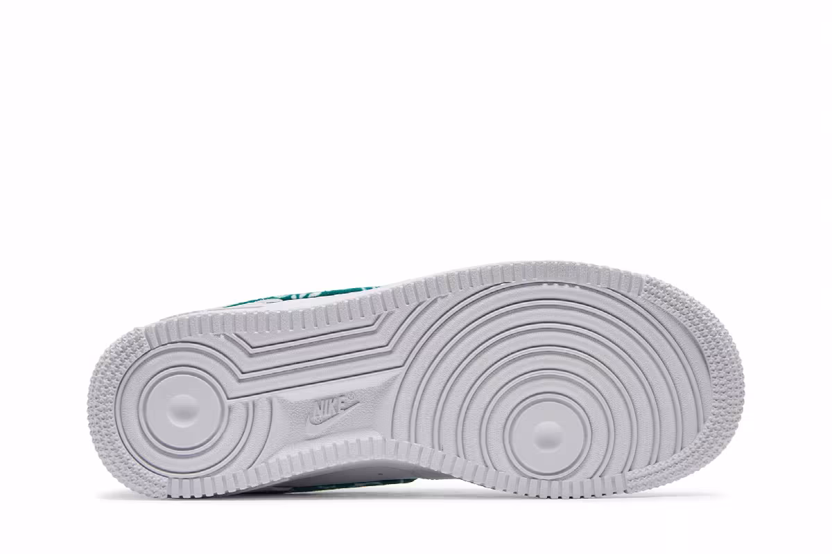 Nike Women's Air Force 1 Green Paisley, view 5