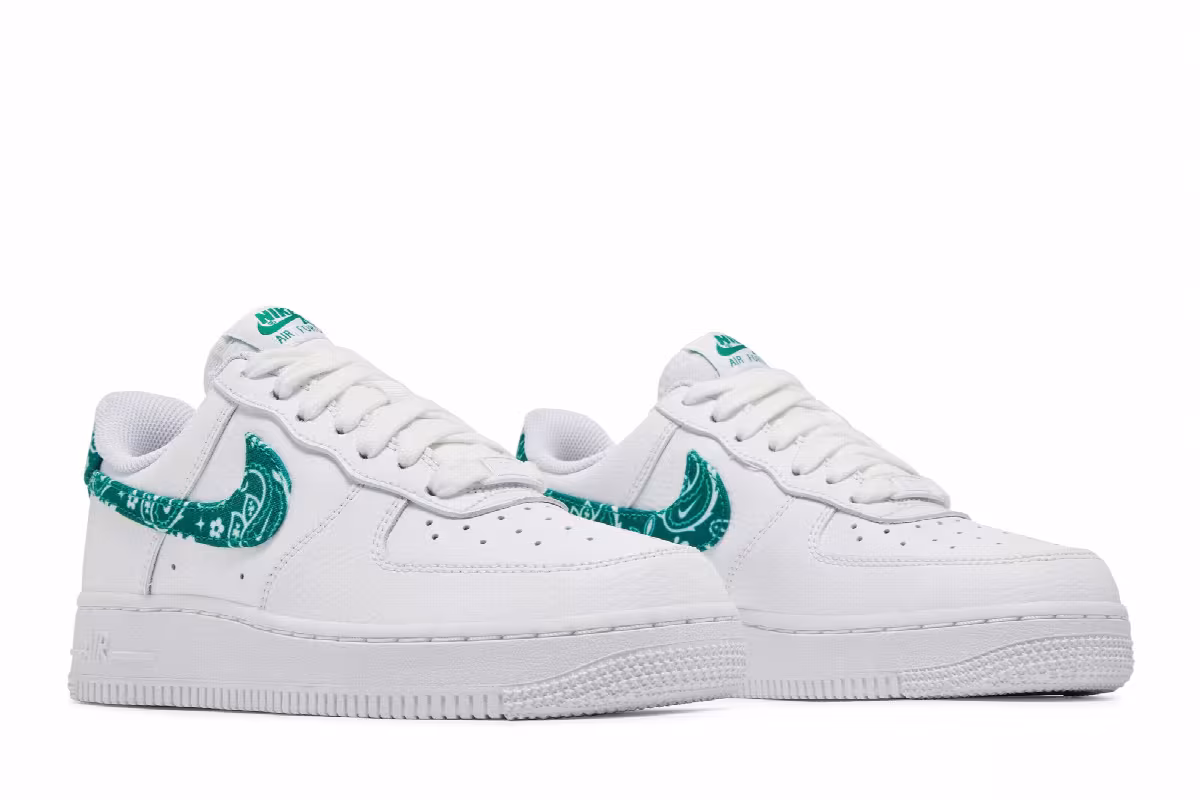 Nike Women's Air Force 1 Green Paisley, view 9