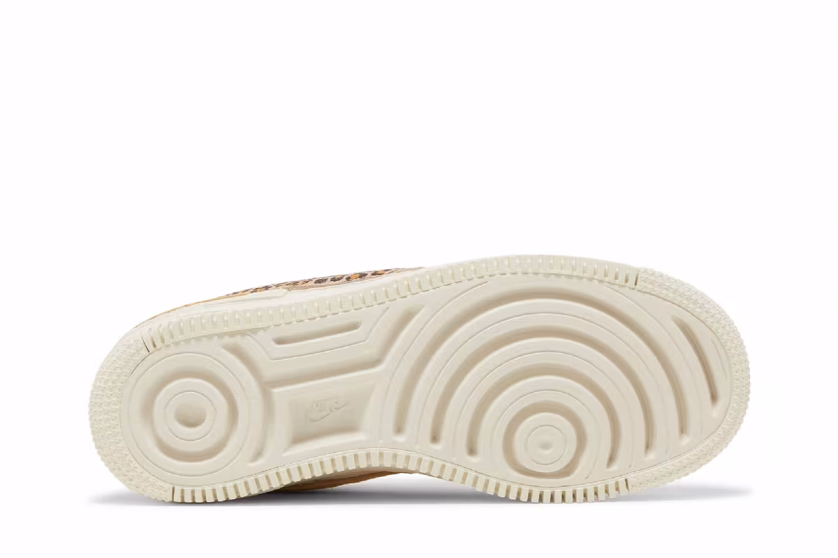 Nike Women's Air Force 1 Shadow Leopard, view 5