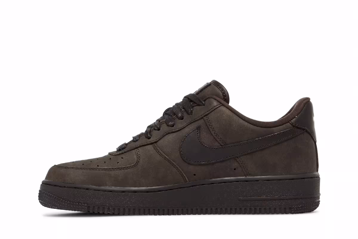 Nike Women's Air Force 1 Premium Velvet Brown, view 4
