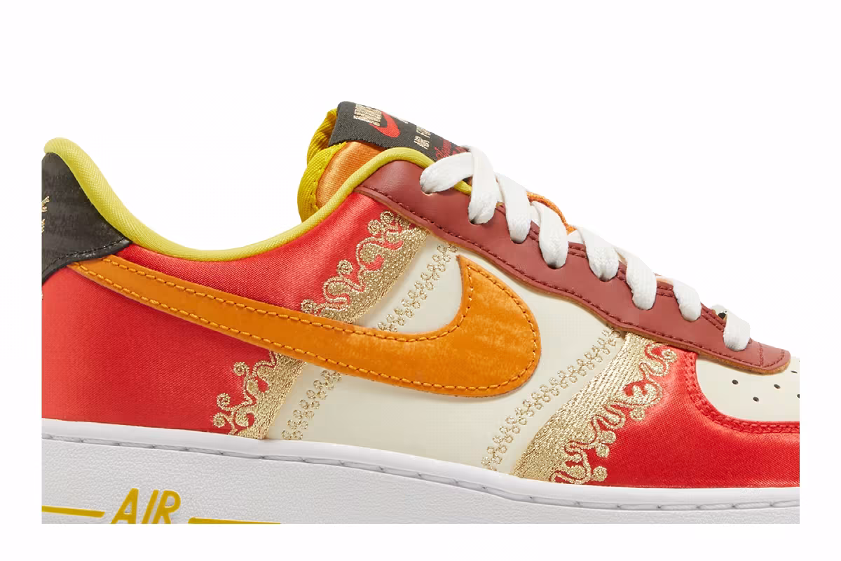 Nike Women's Air Force 1 Little Accra, view 3