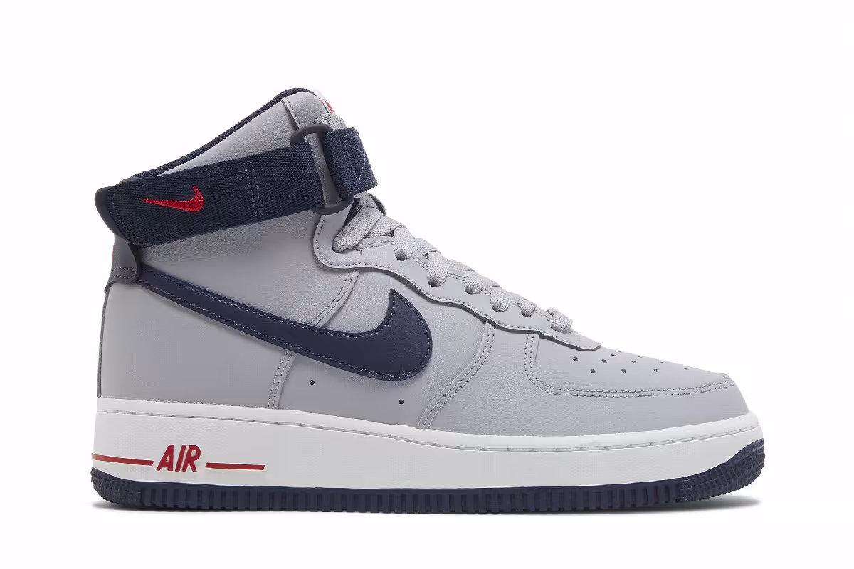 Nike Women's Air Force 1 High New England Patriots, view 2