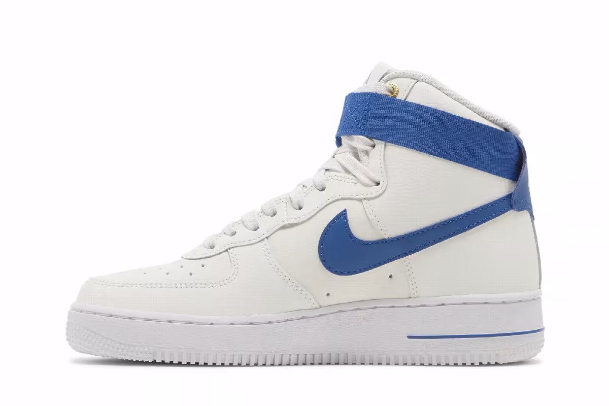 Nike Women's Air Force 1 High SE 40th Anniversary - Sail Blue Jay, view 4