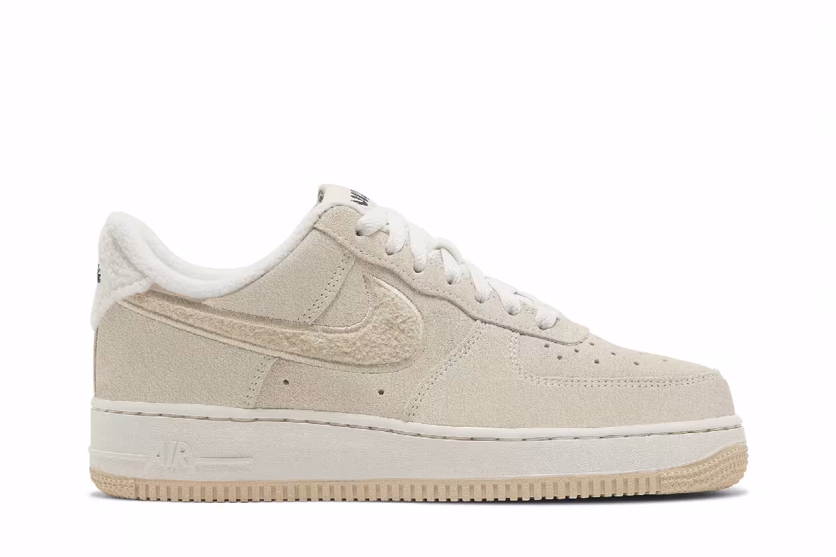Nike Women's Air Force 1 Sanddrift Fleece, view 2