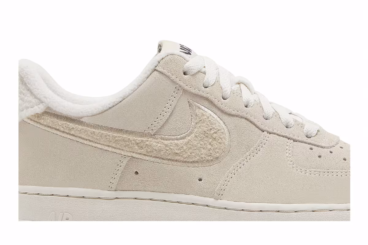 Nike Women's Air Force 1 Sanddrift Fleece, view 3