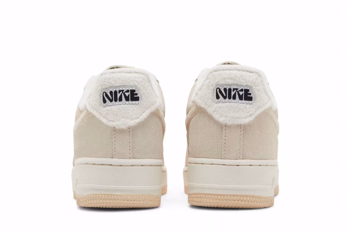 Nike Women's Air Force 1 Sanddrift Fleece, view 7