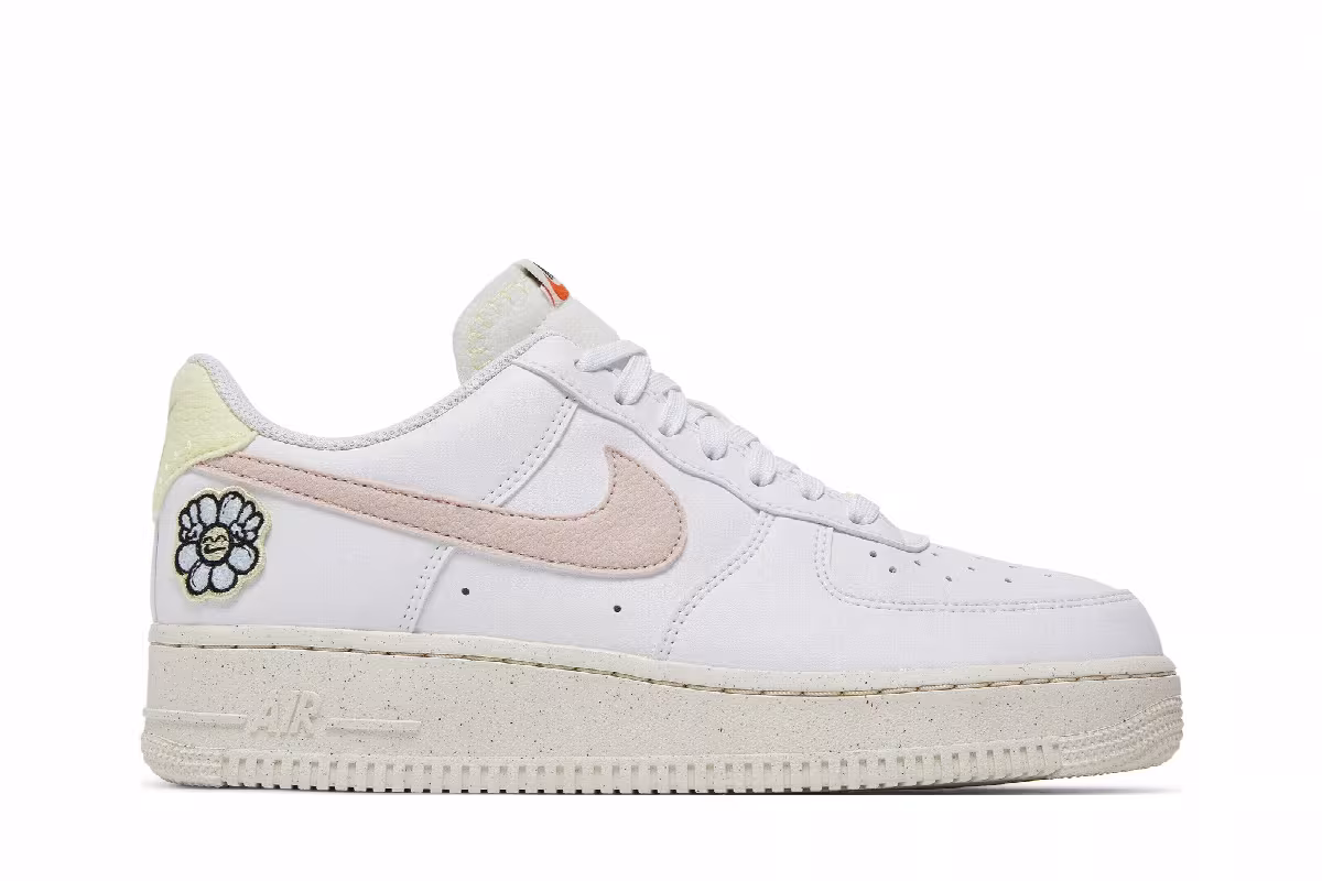 Nike Women's Air Force 1 Flower Power, view 2