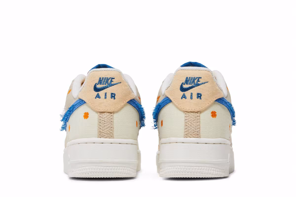Nike Women's Air Force 1 LA Flea, view 7