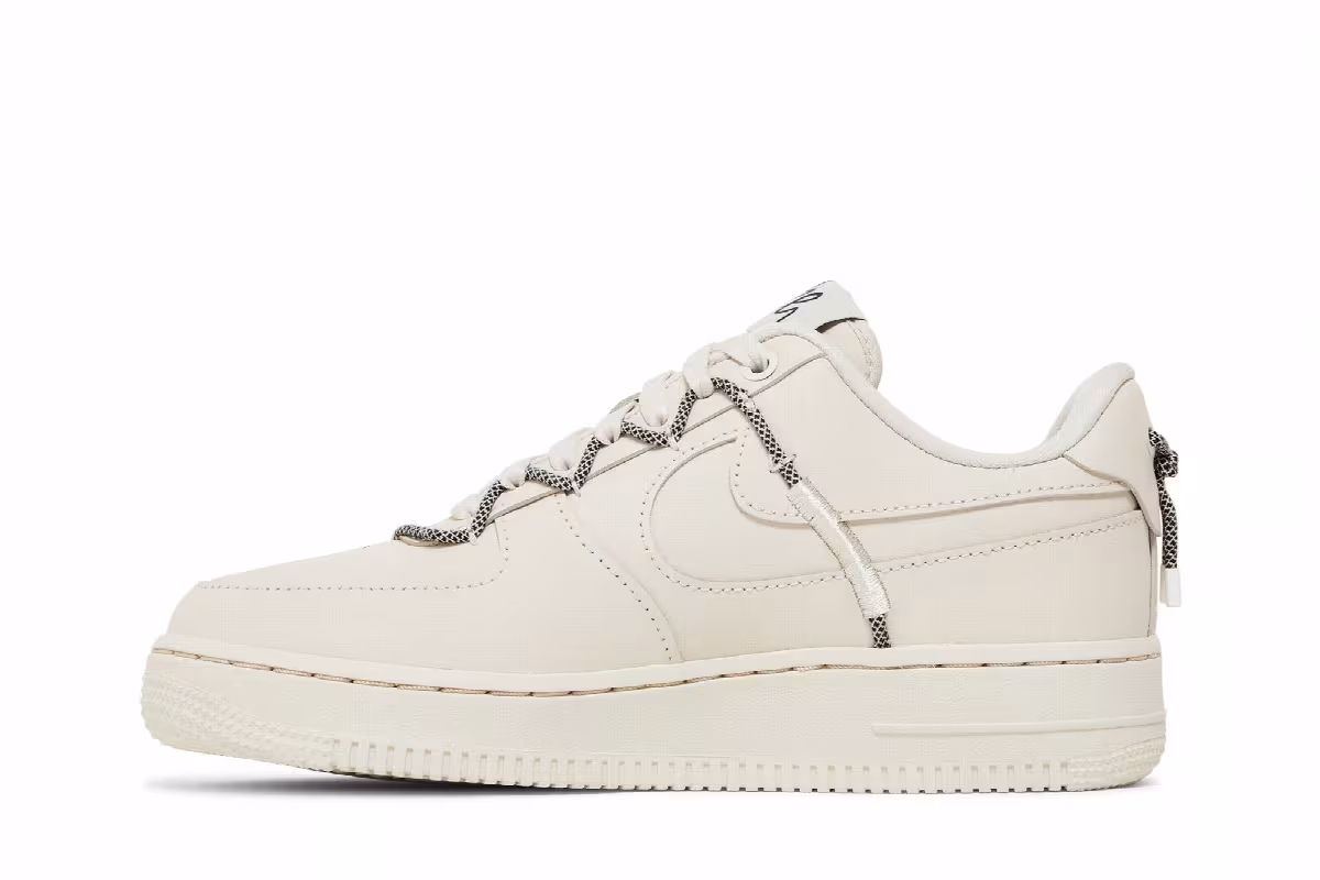 Nike Women's Air Force 1 Light Orewood Brown, view 4