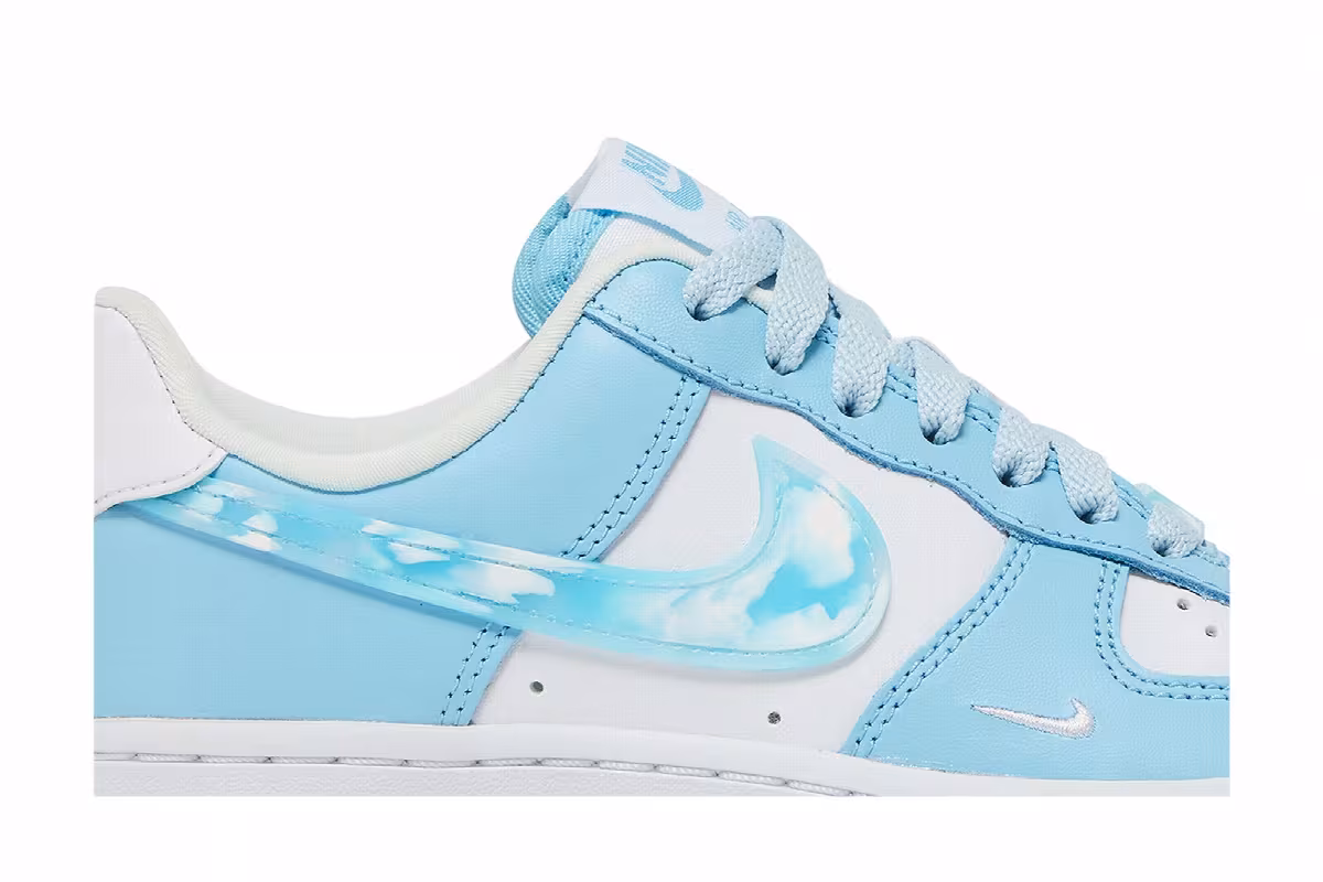 Nike Women's Air Force 1 Nail Art - Celestine Blue, view 3