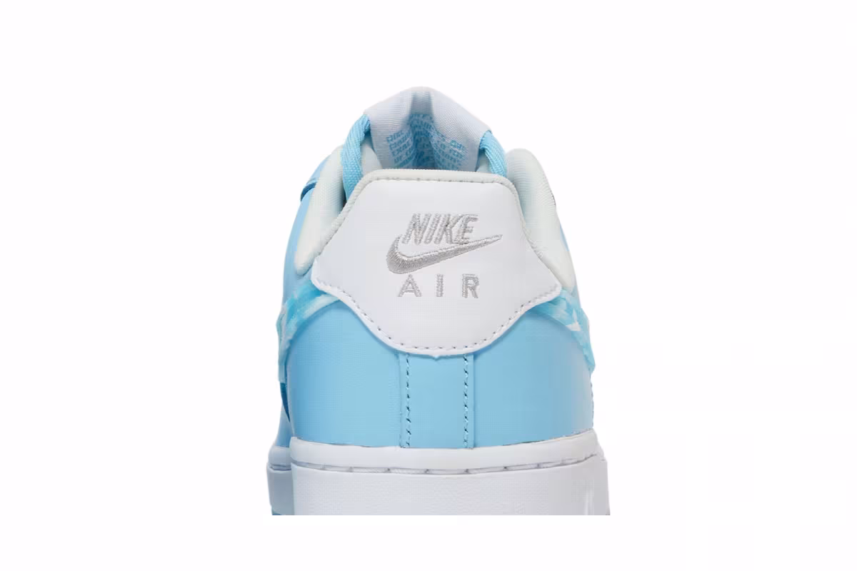 Nike Women's Air Force 1 Nail Art - Celestine Blue, view 8