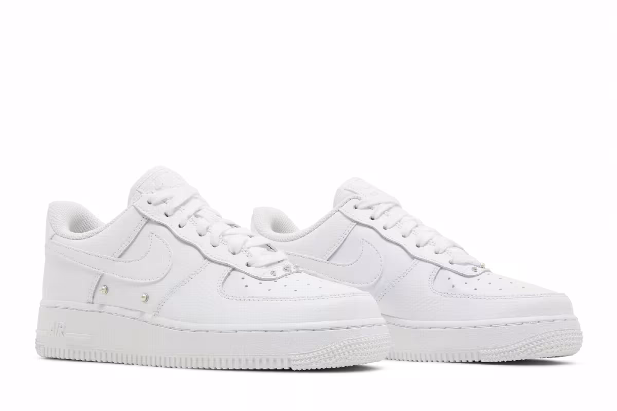 Nike Women's Air Force 1 Low Pearl White, view 9