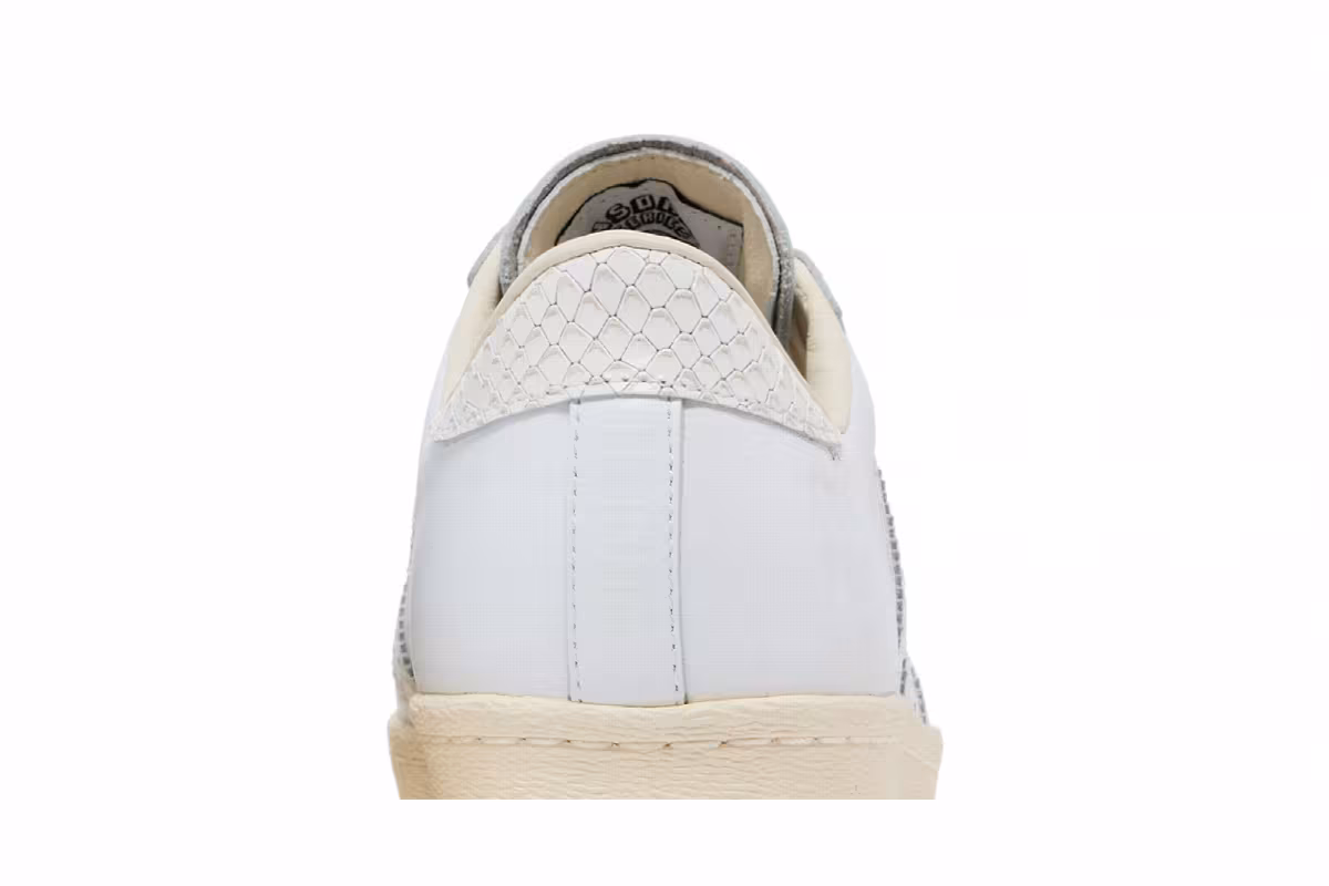 Undefeated x adidas Superstar 80 undefeated, view 8