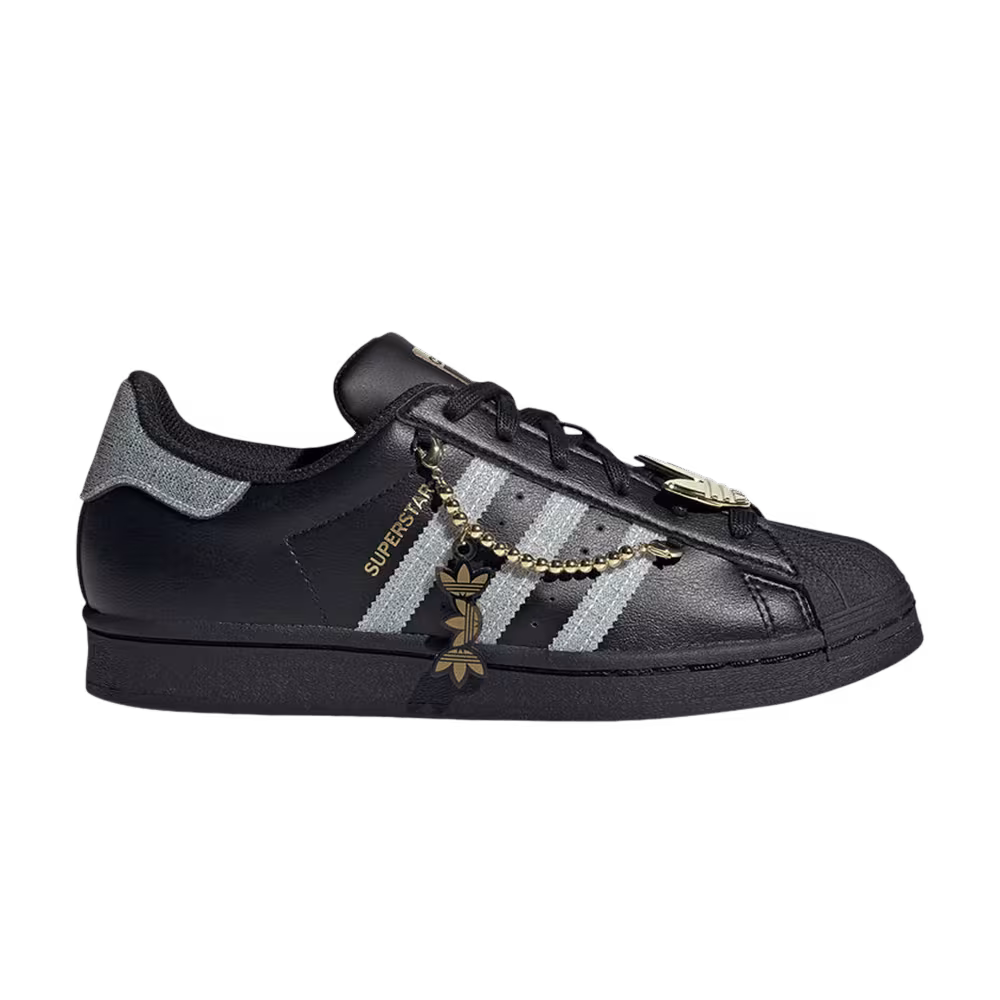 Adidas Women's Superstar Sneaker Queen