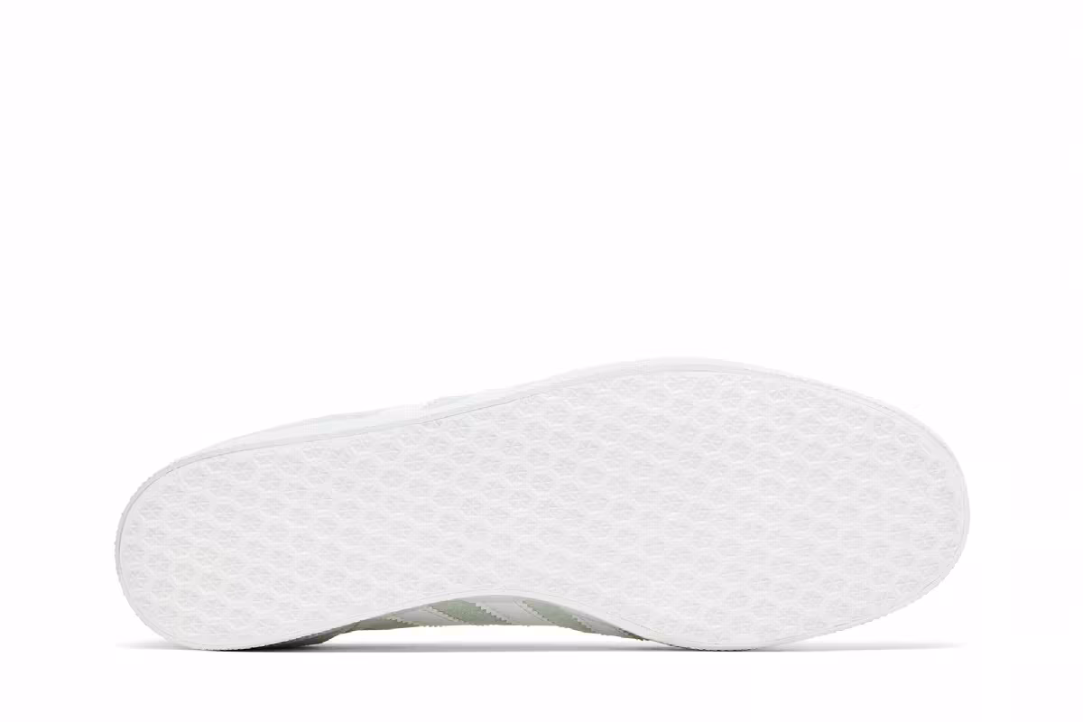 adidas Gazelle, view 5