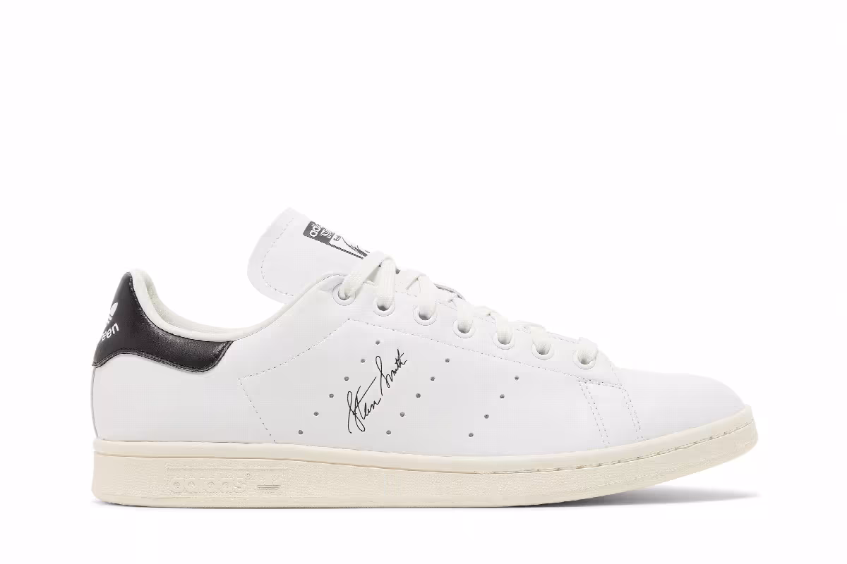 The Muppets x adidas Stan Smith Primegreen Kermit the Frog, view 2