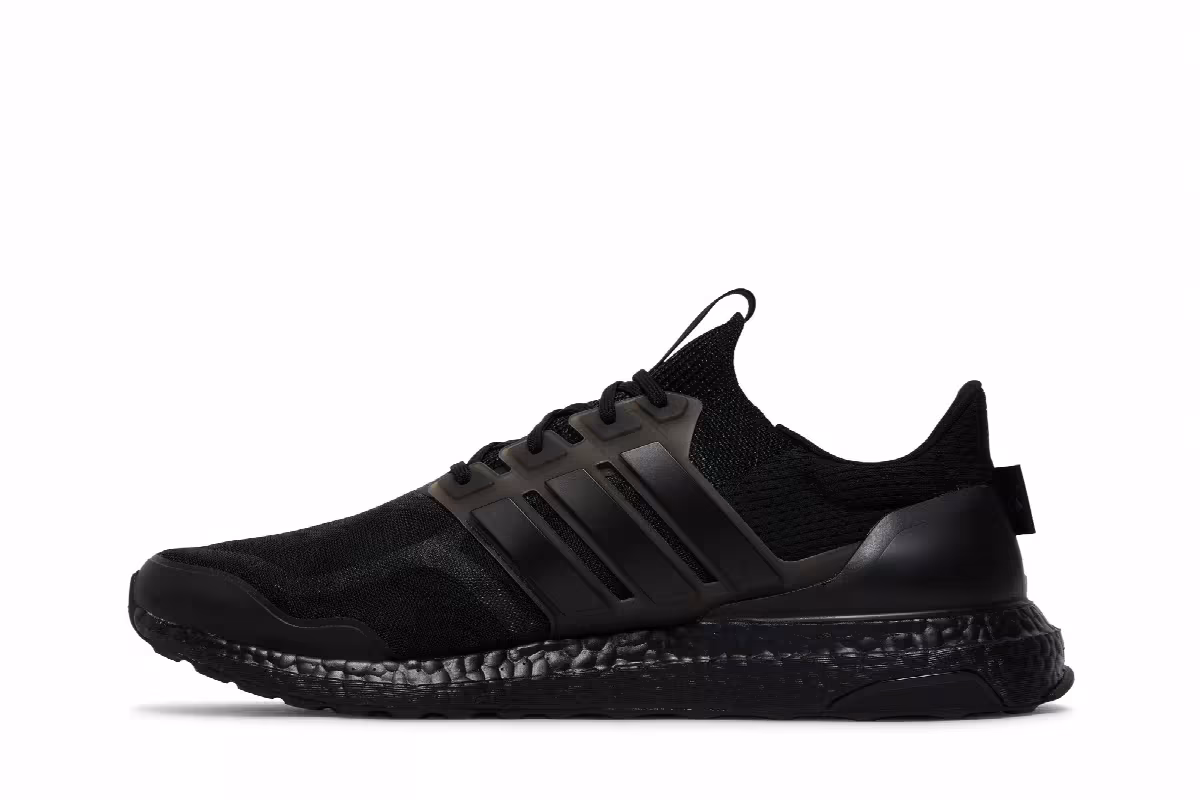 adidas UltraBoost DNA Mono Triple Black, view 4