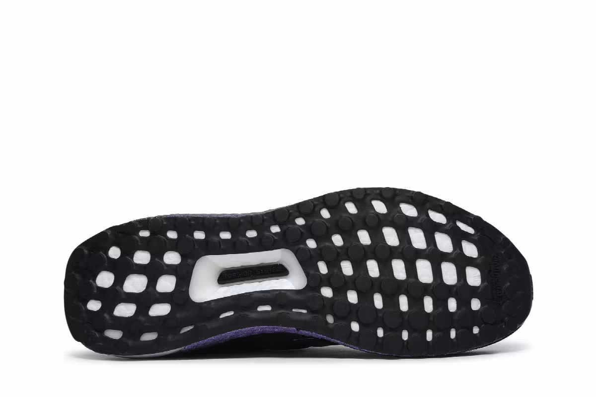 adidas UltraBoost 5.0 DNA Black Metallic Blue, view 5