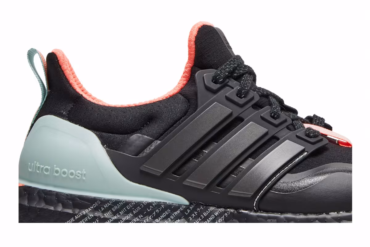 Adidas UltraBoost Guard Green Tint, view 3