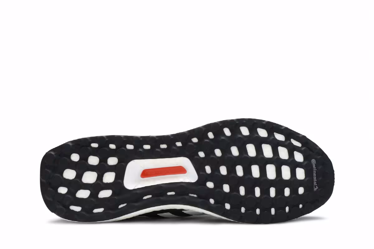 Mickey Mouse x adidas UltraBoost Mickey Mouse, view 5