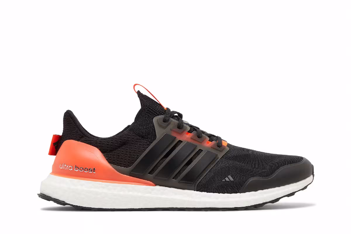 Adidas UltraBoost 5.0 DNA Black Solar Red, view 2
