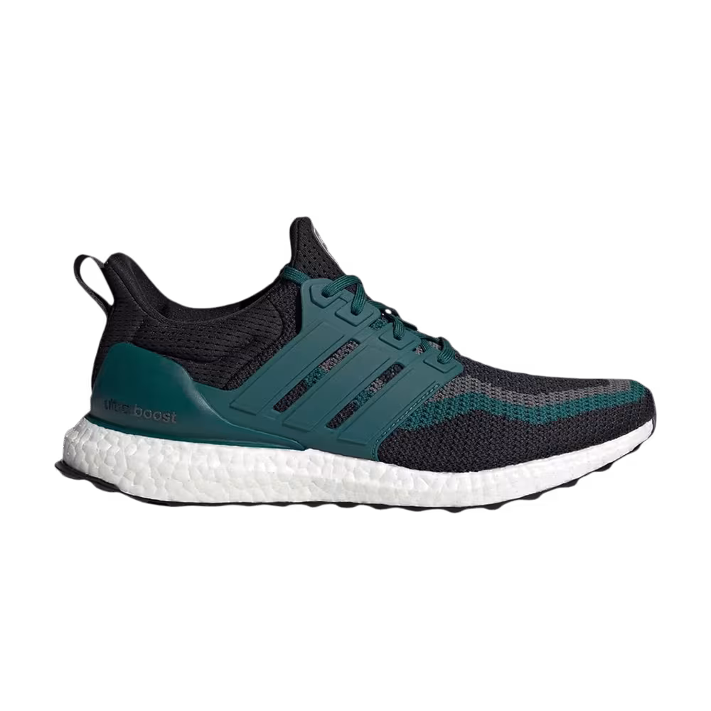 Arsenal x adidas UltraBoost DNA Football Pack