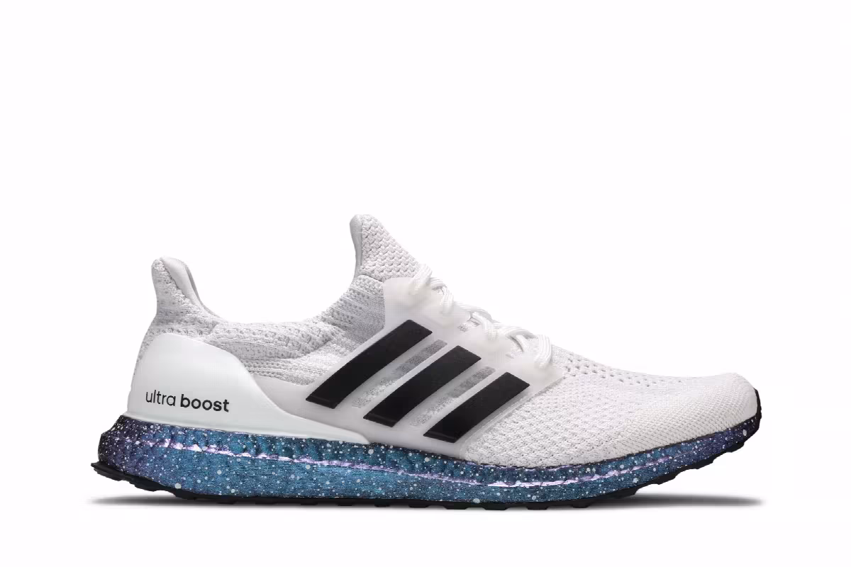 Adidas UltraBoost 5.0 DNA White Blue Metallic, view 2