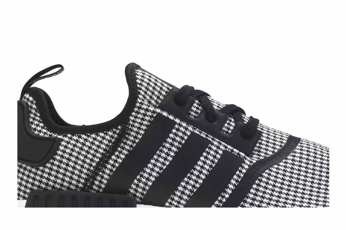 Adidas NMD_R1 Black White, view 3