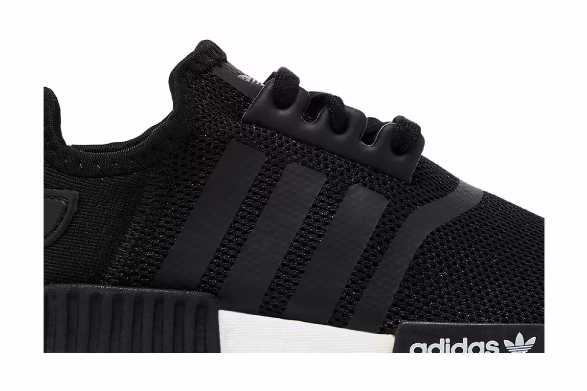 Adidas NMD_R1 J Black White, view 3