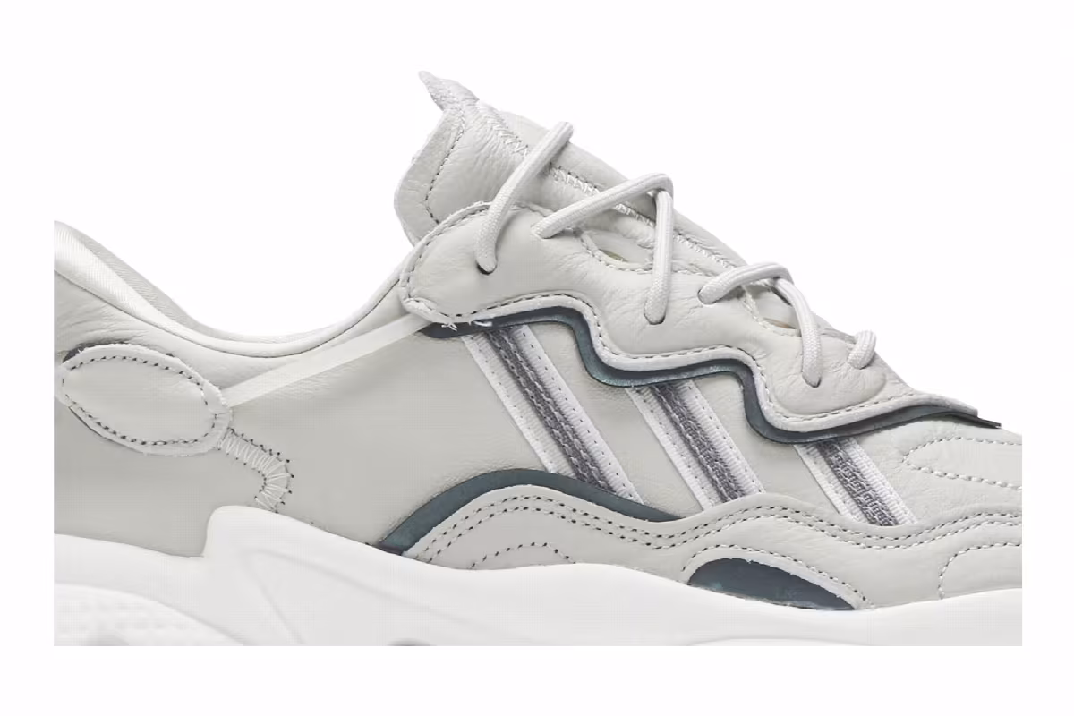 Adidas Ozweego Trace Cargo Ash Silver, view 3