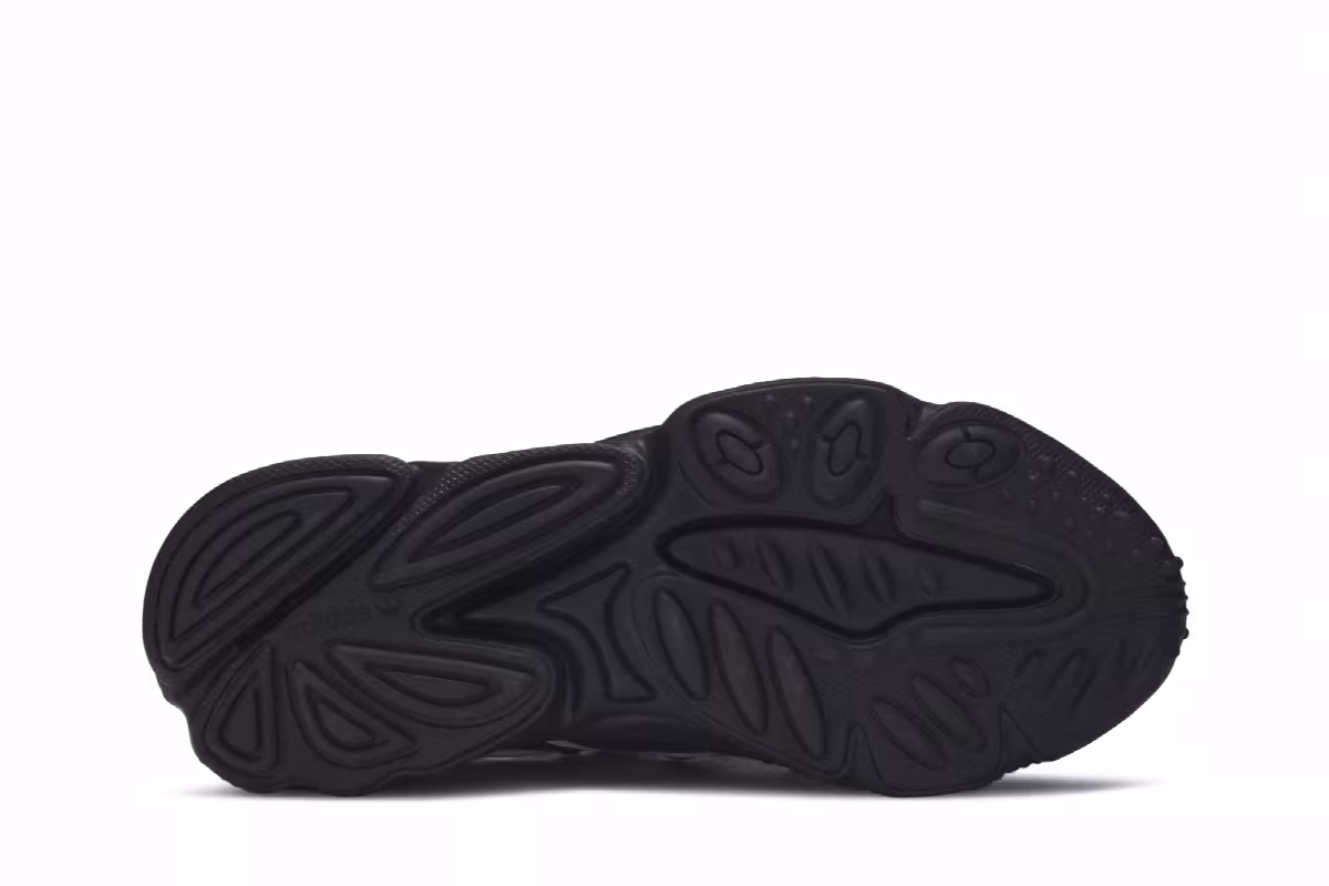 adidas Women's Ozweego Core Black, view 5