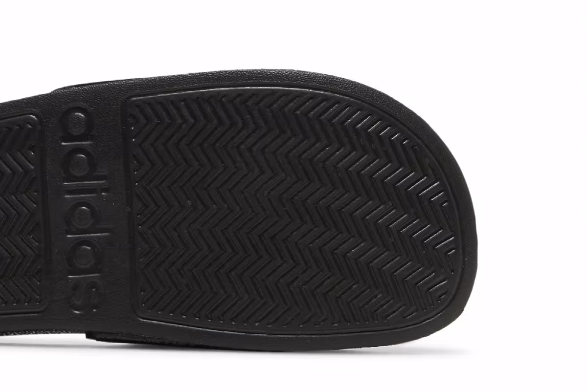 Marvel x adidas Adilette Shower Slide J Spider-Man, view 6