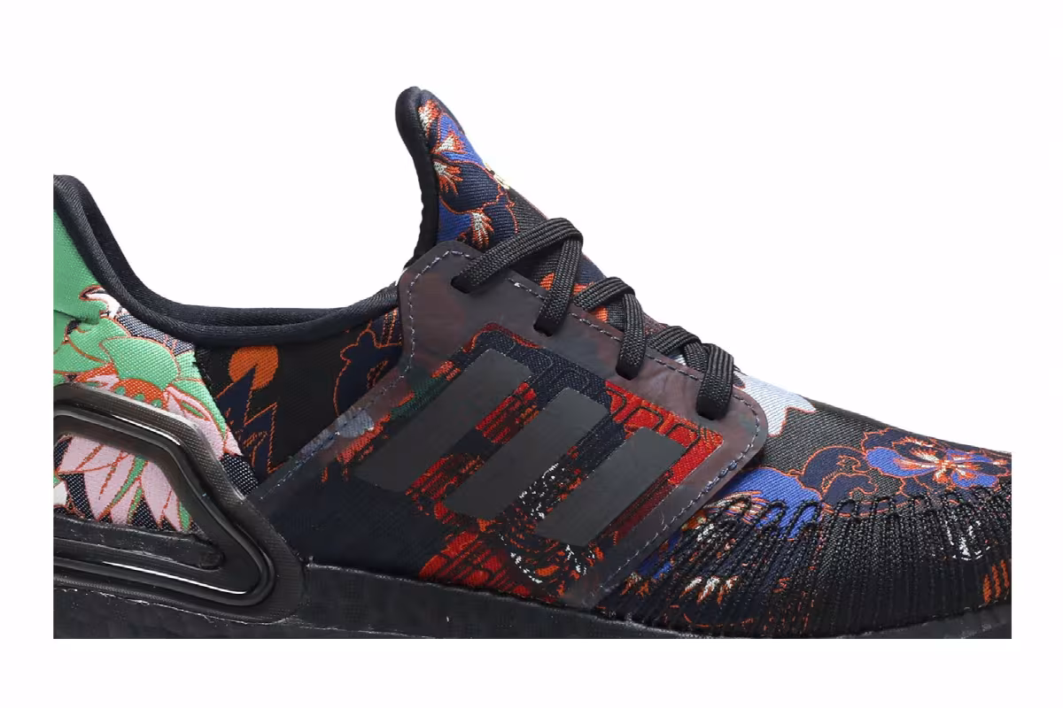 Adidas UltraBoost 20 Lunar New Year, view 3