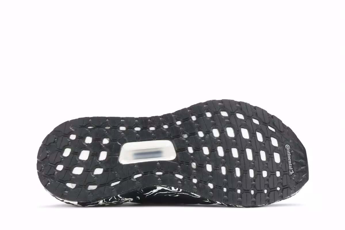 Adidas Women's Ultraboost 20 Glam Pack - Black, view 5