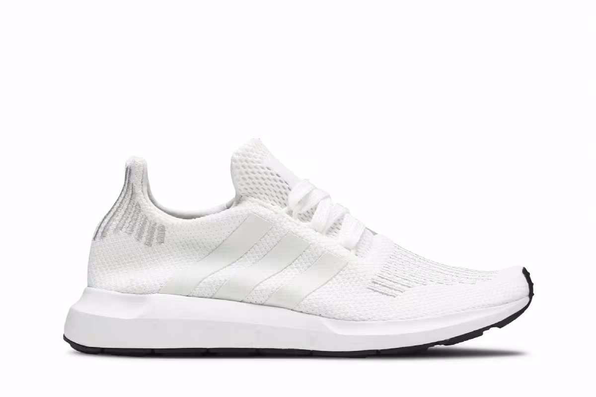 Adidas Swift Run J Crystal White, view 2