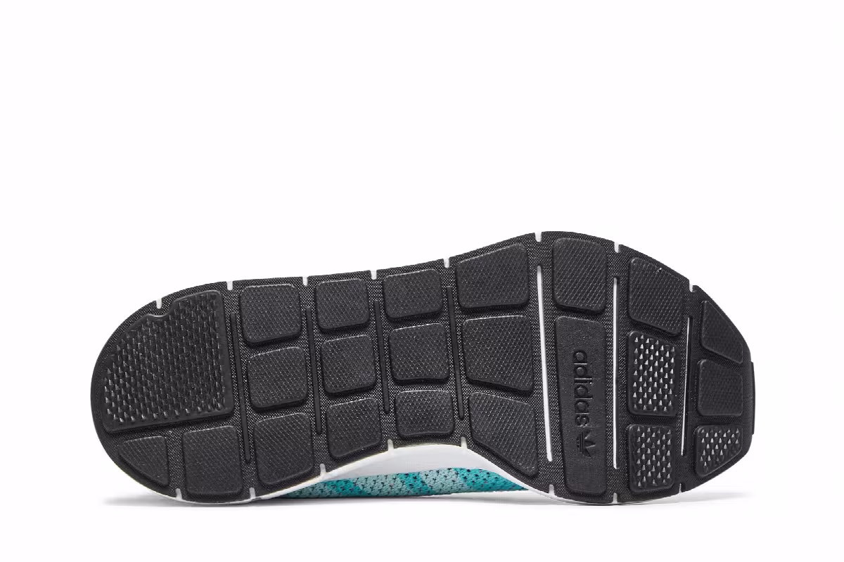 Adidas Women's Swift Run Primeknit Aqua, view 5