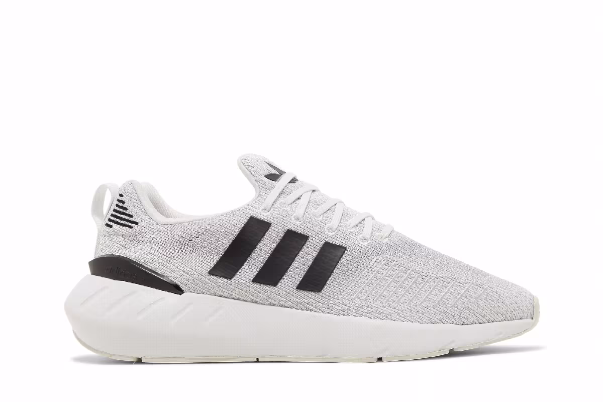 adidas Women's Swift Run 22 Crystal White, view 2