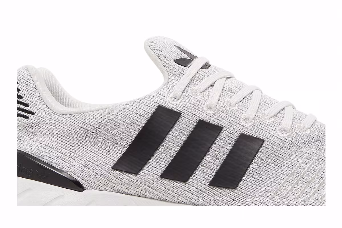 adidas Women's Swift Run 22 Crystal White, view 3