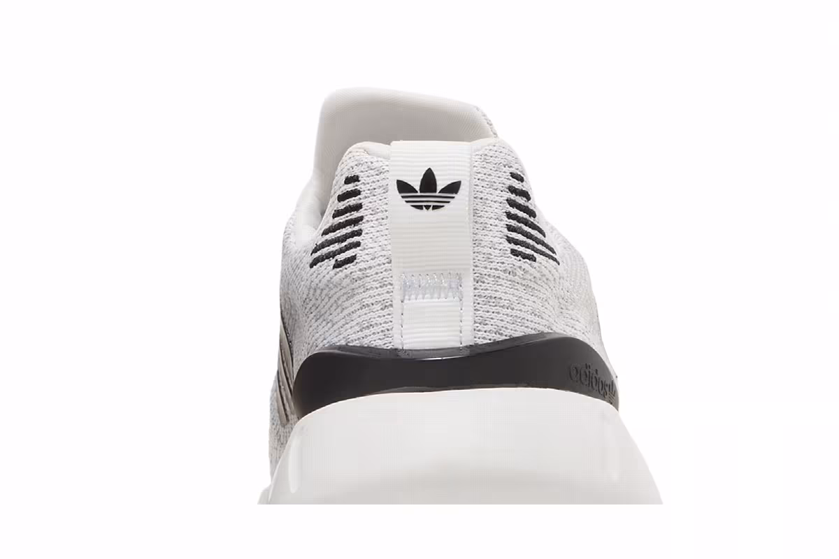 adidas Women's Swift Run 22 Crystal White, view 8