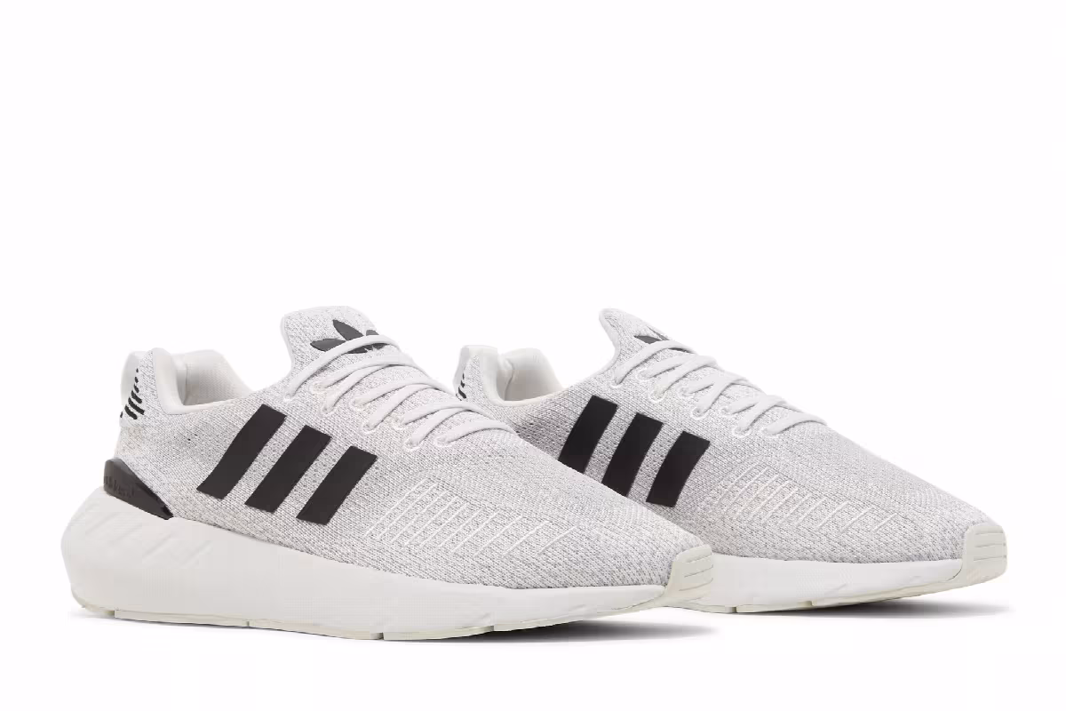 adidas Women's Swift Run 22 Crystal White, view 9